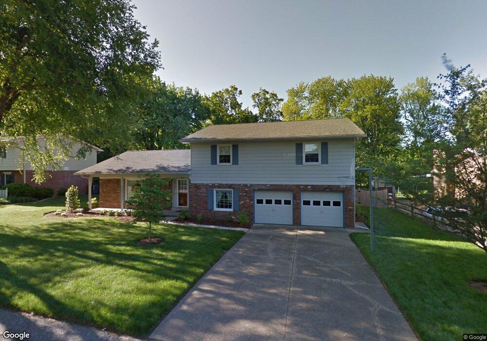 8133 N Birch Dr, Newburgh, IN 47630 - photo 1