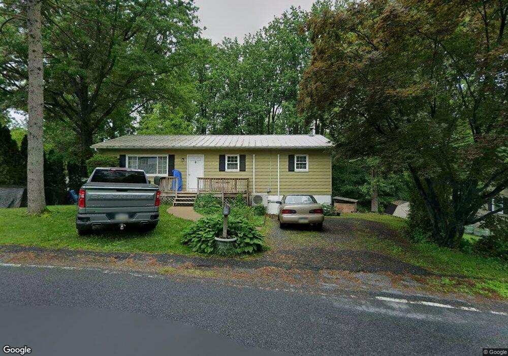 64 Spring Hill Rd, Hereford, PA 18056 - photo 1