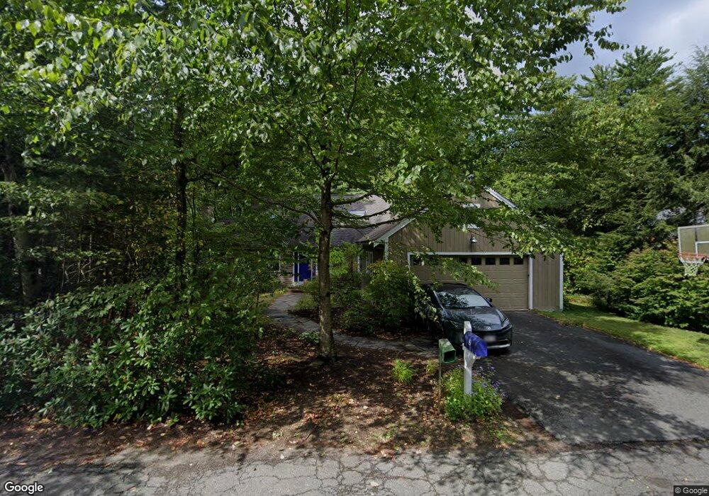 16 Jason Ct, Amherst, MA 01002 - photo 1