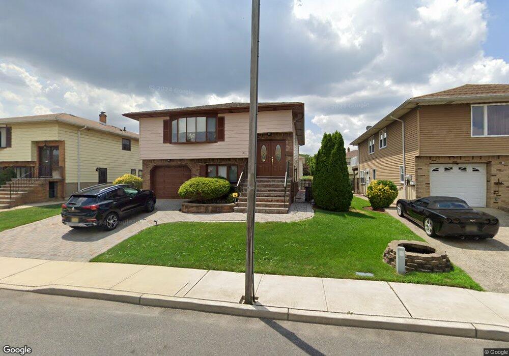 301 Hagan Place, Secaucus, NJ 07094 - photo 1