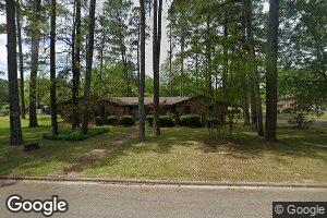 1307 Mapleview Rd, West Point, MS 39773