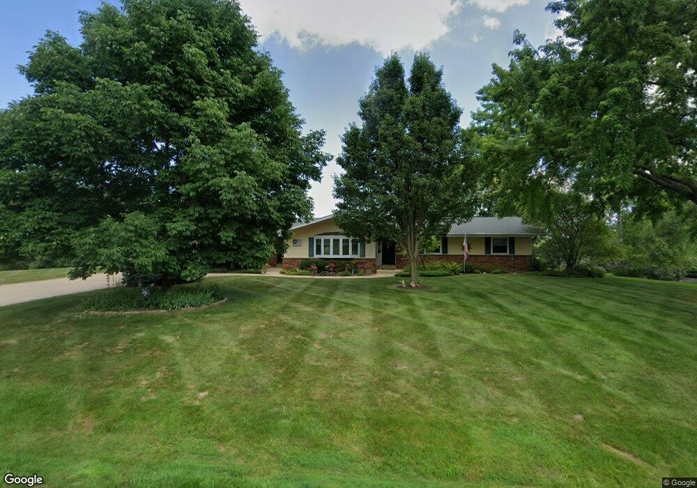 W256N5910 North Hill Dr, Sussex, WI 53089 - photo 1