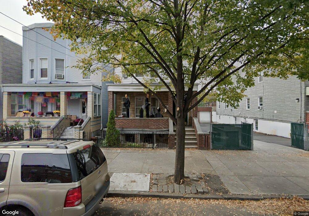 1865 Barnes Ave, Bronx, NY 10462 - photo 1