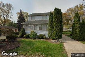 30802 Island Dr, Rockwood, MI 48173