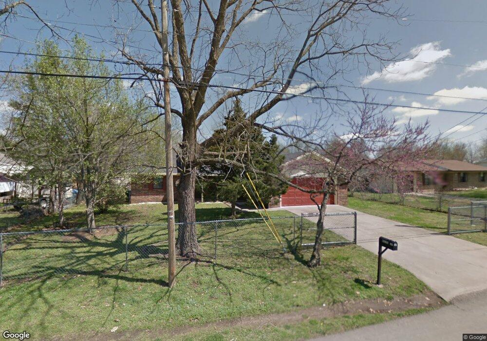 207 S Pittman St, Prairie Grove, AR 72753 - photo 1