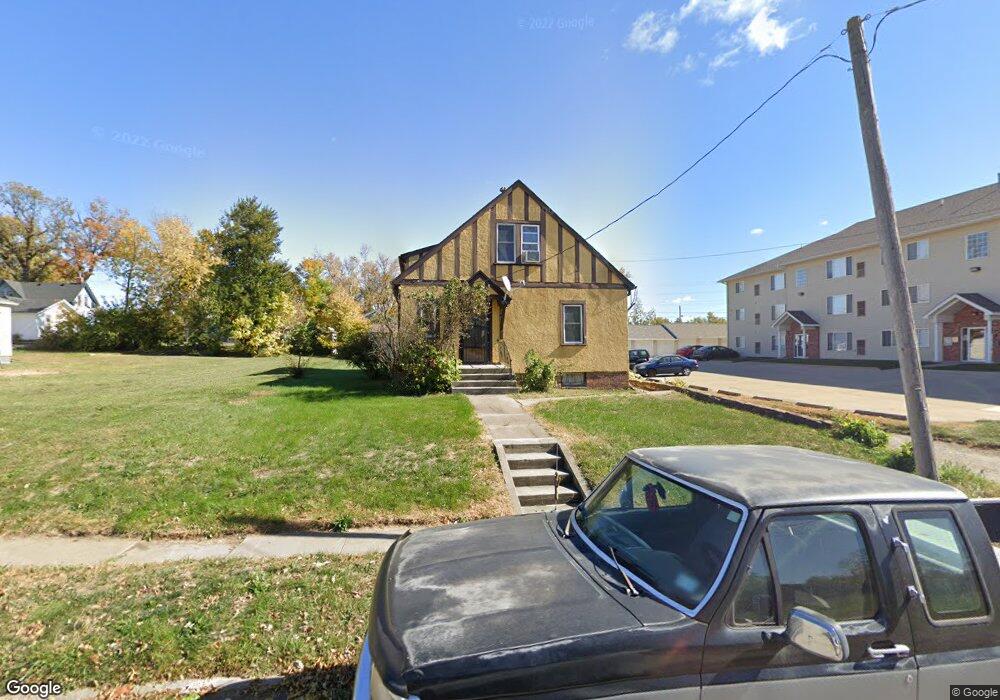 116 W 10th St N, Newton, IA 50208 - photo 1