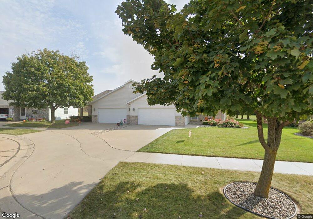 3704 N Wayman Ct, Appleton, WI 54914 - photo 1