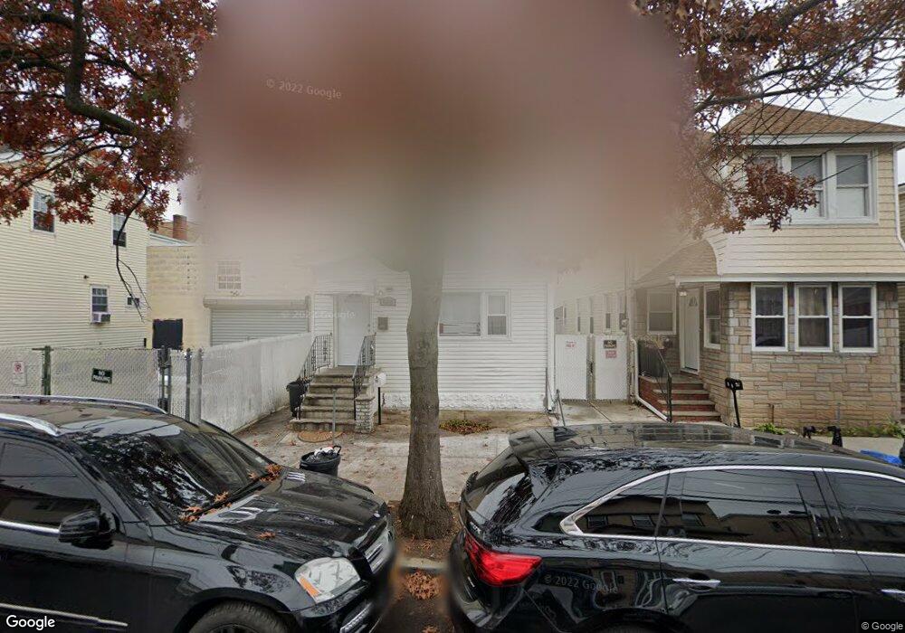 95-13 112th St, South Richmond Hill, NY 11419 - photo 1