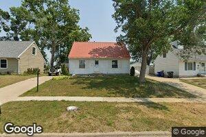 129 Heath St NW, Cedar Rapids, IA 52405