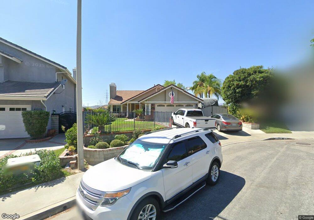 22555 Hickory Place, Santa Clarita, CA 91390 - photo 1