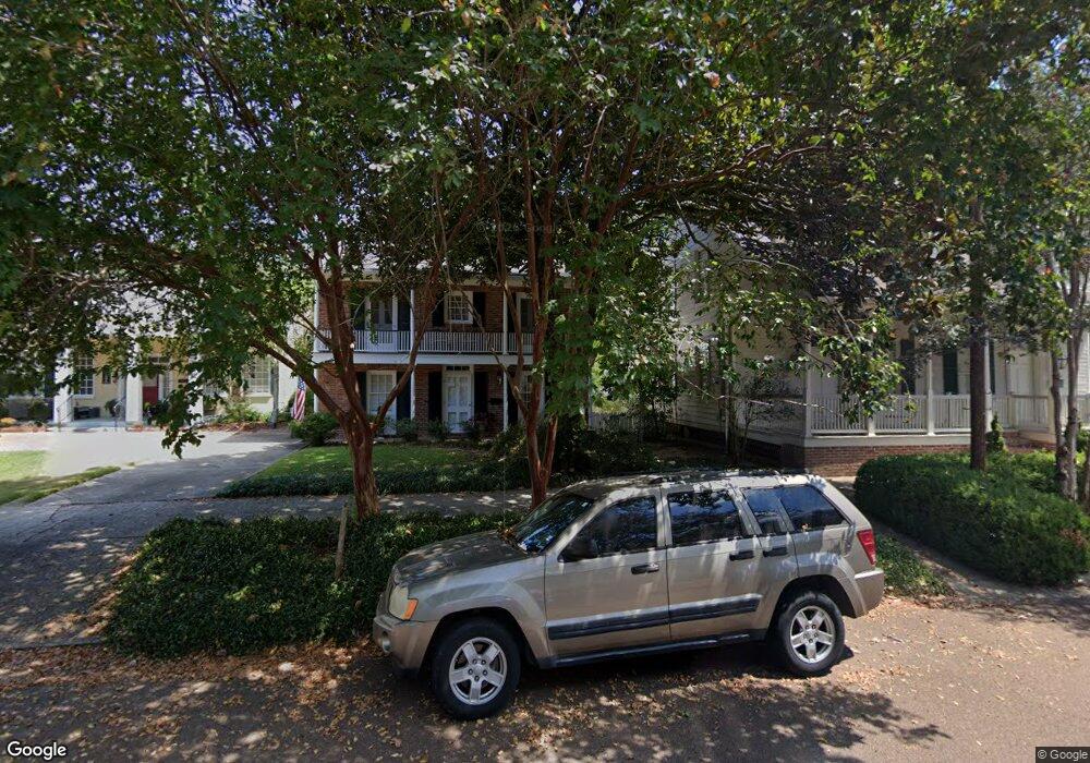 819 Main St, Natchez, MS 39120 - photo 1