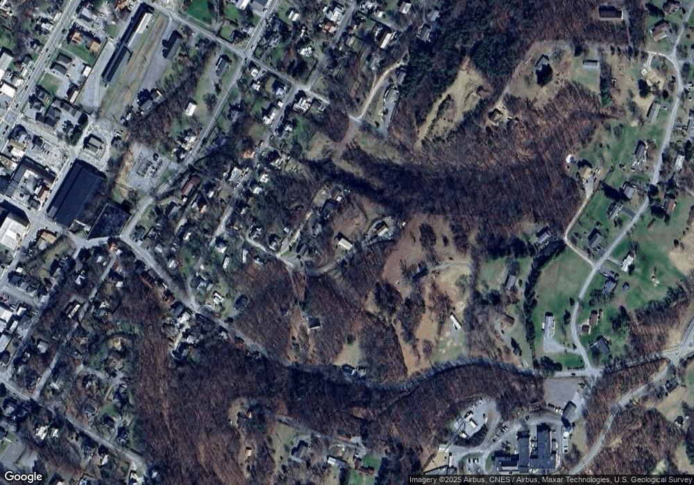 121 Laurel Hill Ln, Berkeley Springs, WV 25411 - photo 1