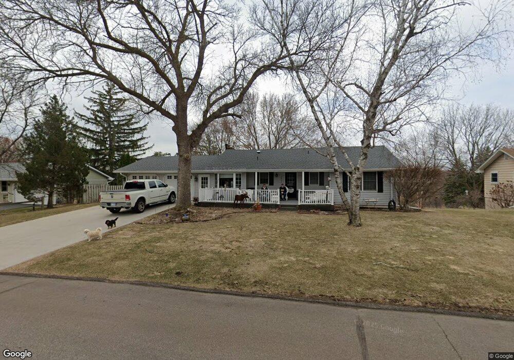 3902 Colgate Ave, Minnetonka, MN 55345 - photo 1