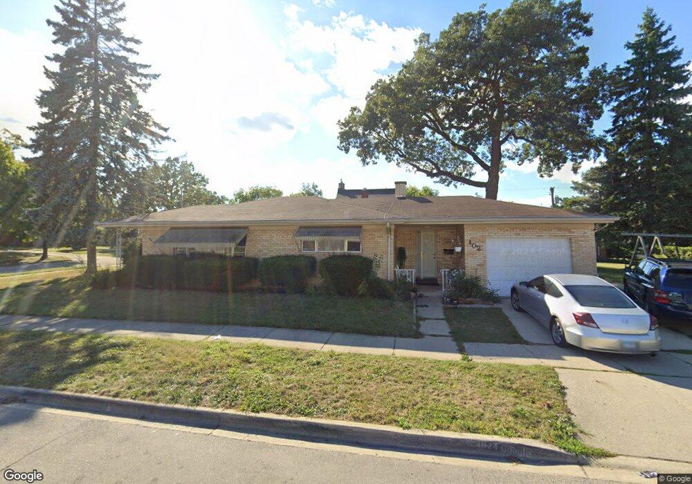 102 N Martin Ave, Waukegan, IL 60085 - photo 1