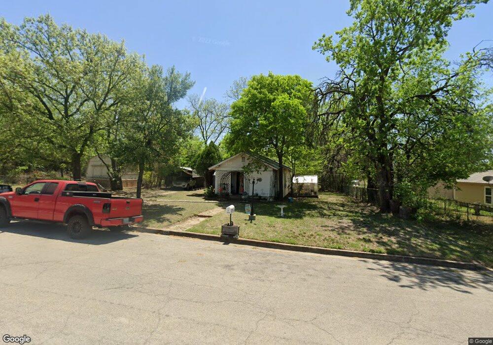 414 Throckmorton St, Weatherford, TX 76086 - photo 1
