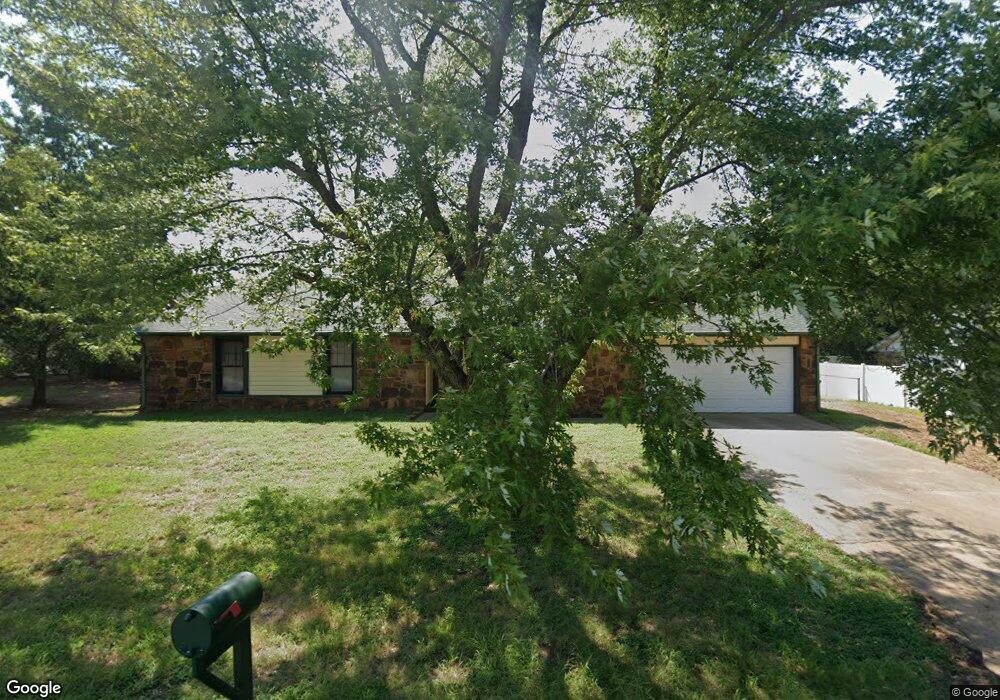 8306 S Gardenia Ave, Broken Arrow, OK 74011 - photo 1