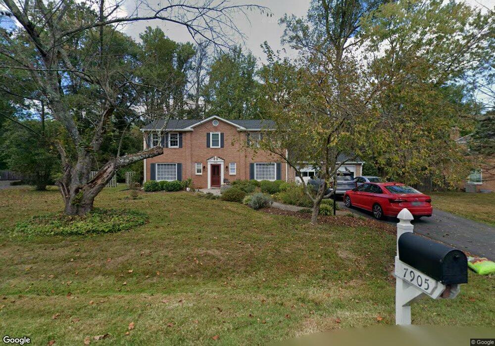 7905 Cindy Ln, Bethesda, MD 20817 - photo 1