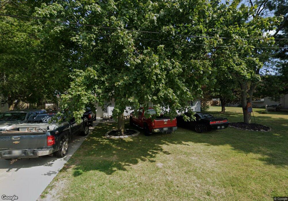 102 Howard St, Lima, OH 45807 - photo 1
