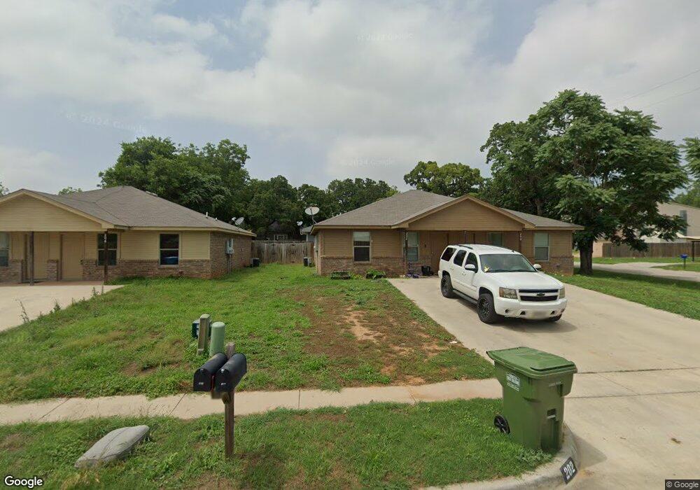 202 Walnut Bend Rd, Springtown, TX 76082 - photo 1