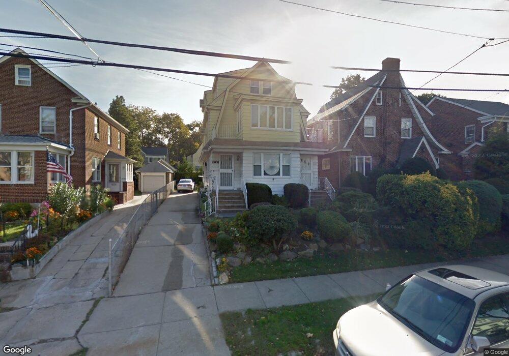 43-25 169th St, Flushing, NY 11358 - photo 1