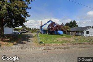 702 Franklin Dr, Cosmopolis, WA 98537