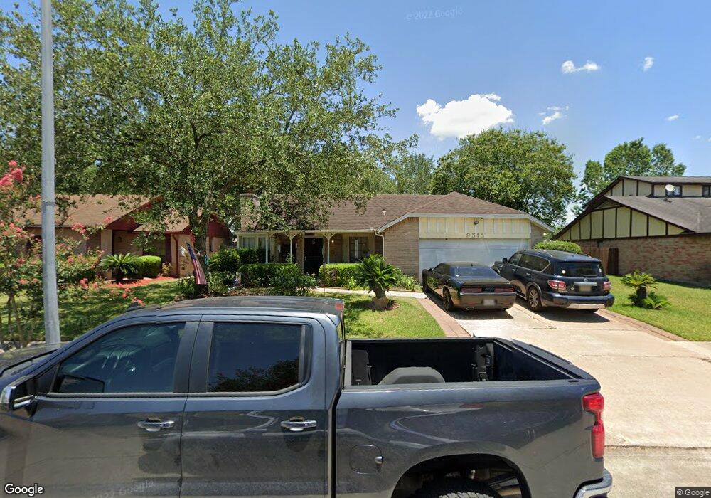 9515 Misty Vale Ln, Houston, TX 77075 - photo 1