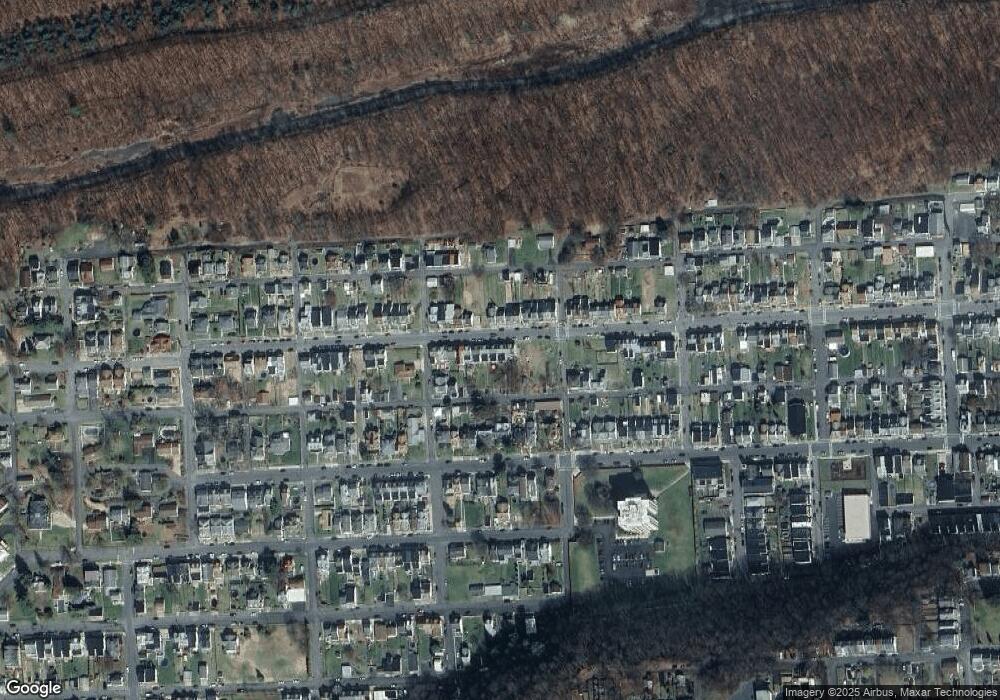 1426 W Walnut St, Coal Township, PA 17866 - photo 1