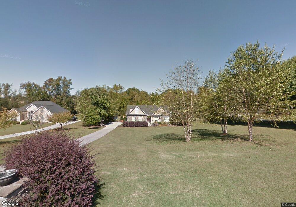 437 Quail Run, Hoschton, GA 30548 - photo 1