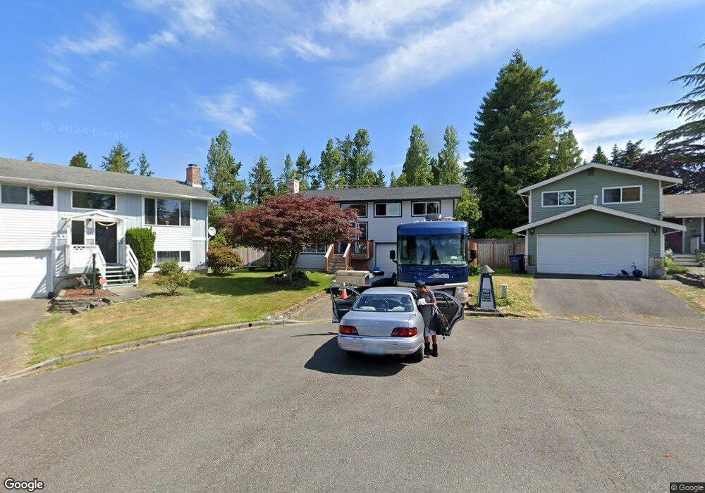 930 S 240th Place, Des Moines, WA 98198 - photo 1