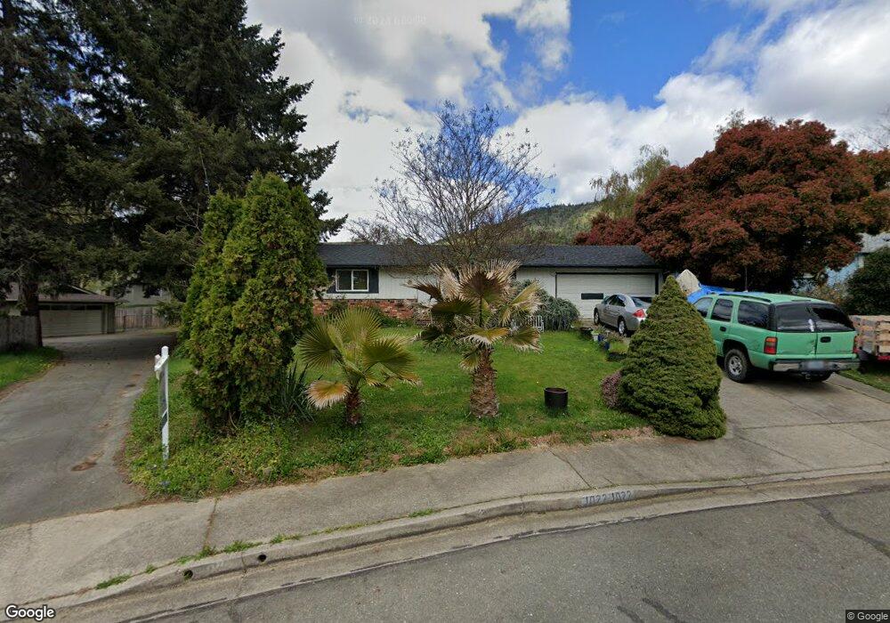 1465 NE 10th St, Grants Pass, OR 97526 - photo 1