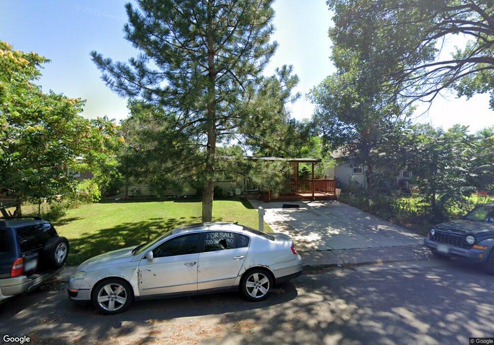 1070 Florence St, Aurora, CO 80010 - photo 1