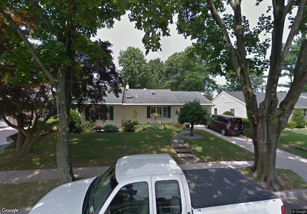 16 Robert Rd, Glen Cove, NY 11542 - photo 1