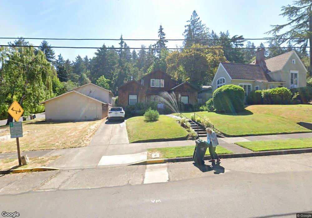 1615 Fairmount Blvd, Eugene, OR 97403 - photo 1