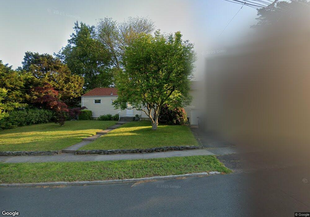 25 Grapevine Row, Milford, CT 06460 - photo 1