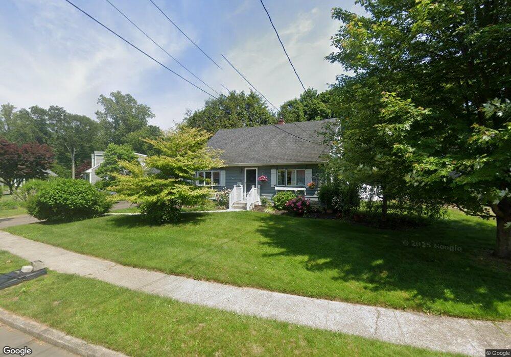 37 Wepawaug Dr, Milford, CT 06461 - photo 1