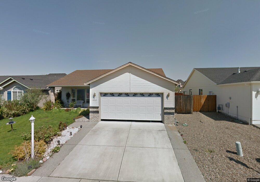 2027 Walnut Grove Ln, Central Point, OR 97502 - photo 1