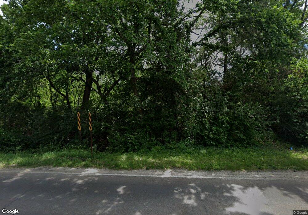 8125 SW 21st St, Topeka, KS 66615 - photo 1