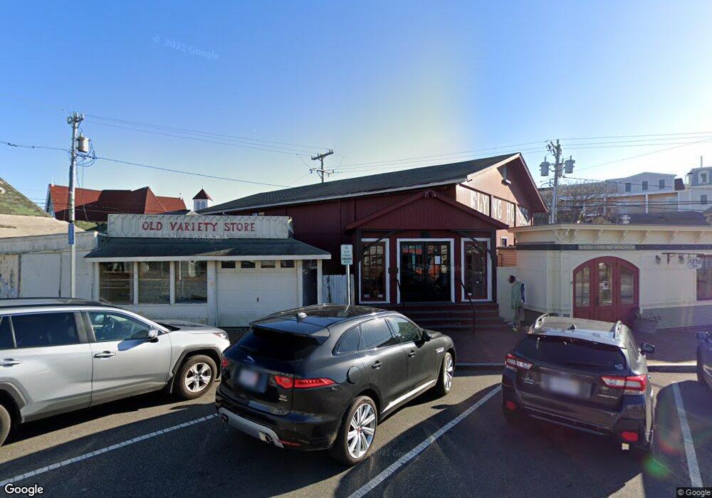 10 Oak Bluffs Ave, Oak Bluffs, MA 02557 - photo 1