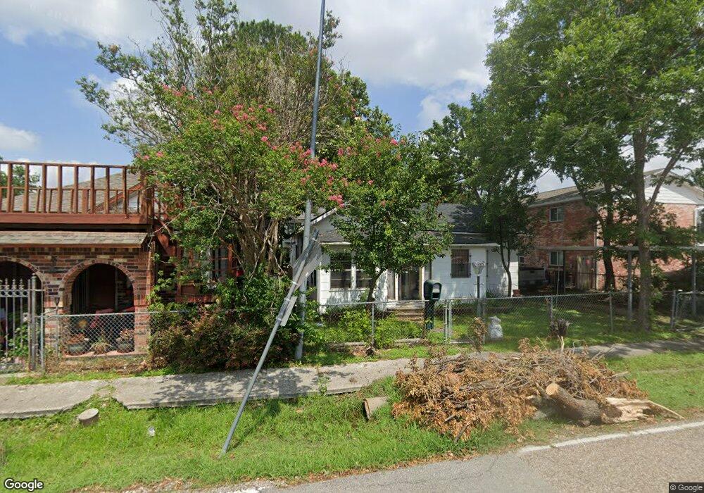 802 Northwood St, Houston, TX 77009 - photo 1