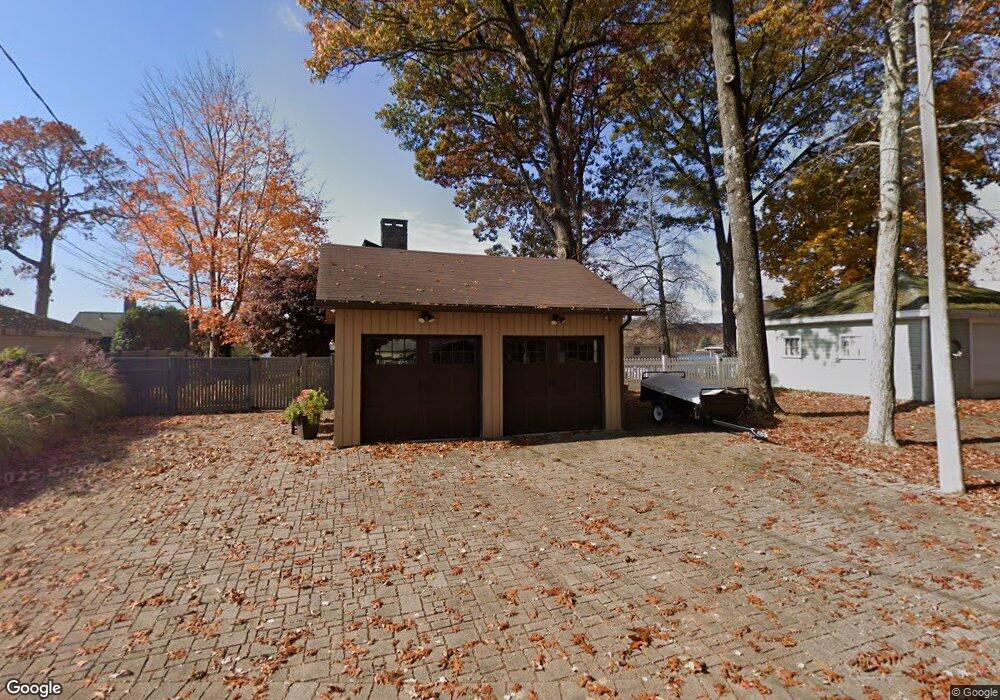 69 Spellman Point Rd, East Hampton, CT 06424 - photo 1