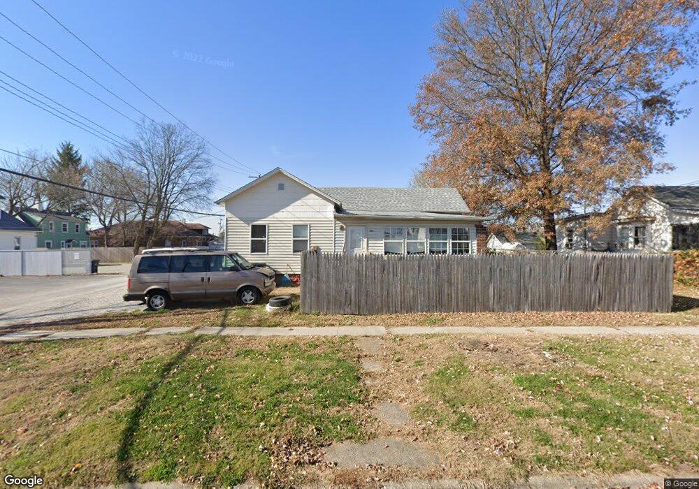 203 S Linden St, Effingham, IL 62401 - photo 1