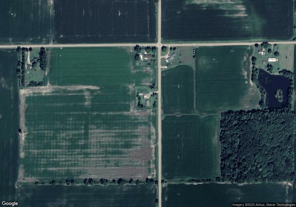 6887 N Cram Rd, Owosso, MI 48867 - photo 1