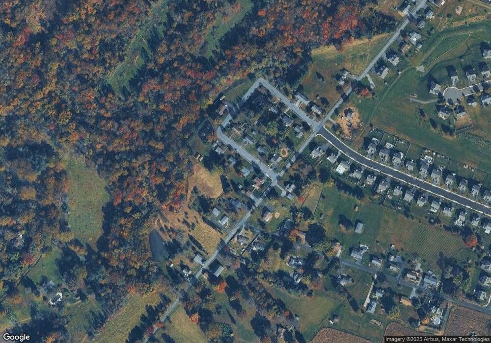 10 King St, Douglassville, PA 19518 - photo 1