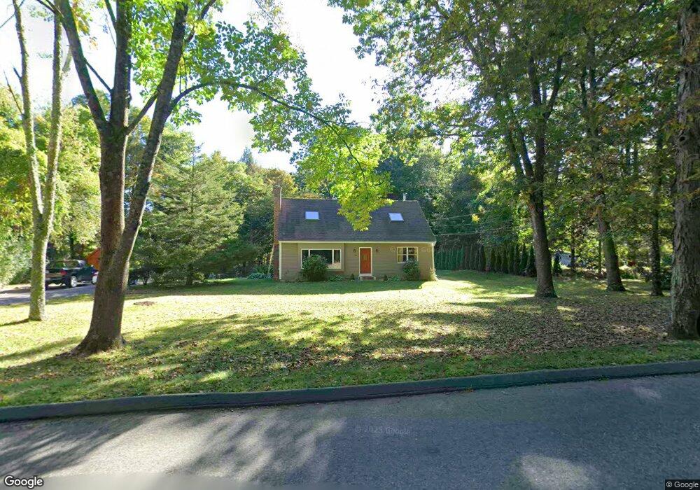 89 Torrey St, Easthampton, MA 01027 - photo 1