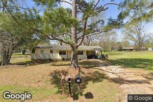 623 Jefferson St, Newhebron, MS 39140