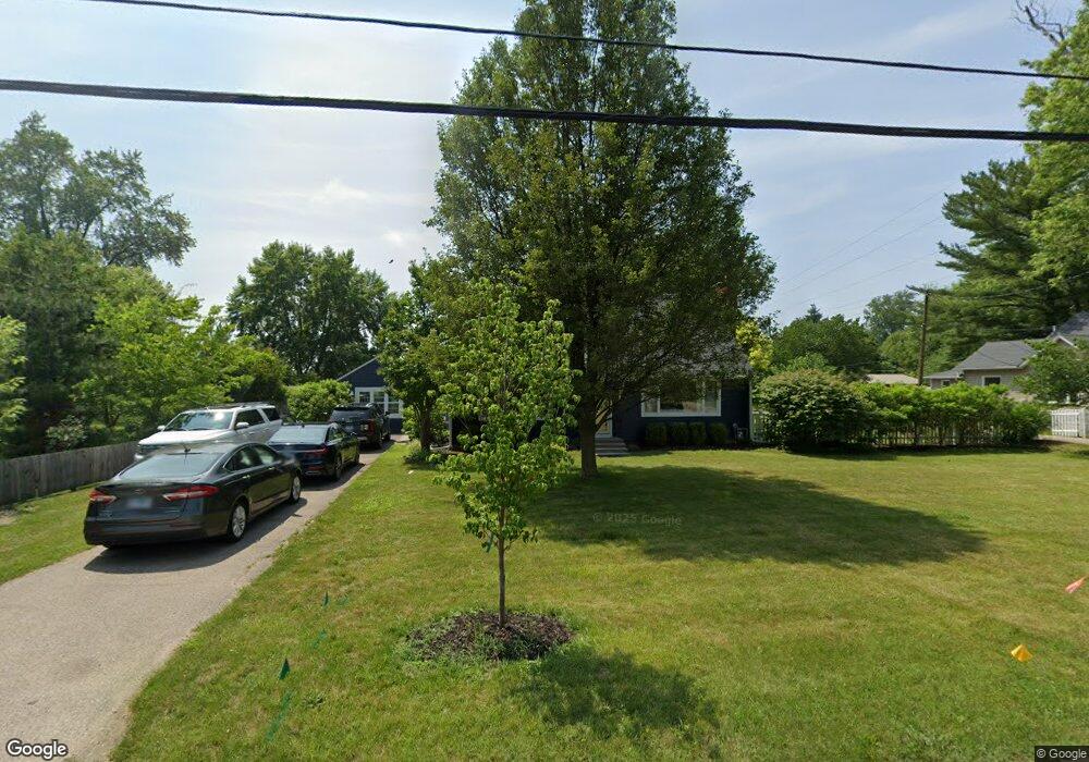 809 N Elm St, Three Oaks, MI 49128 - photo 1