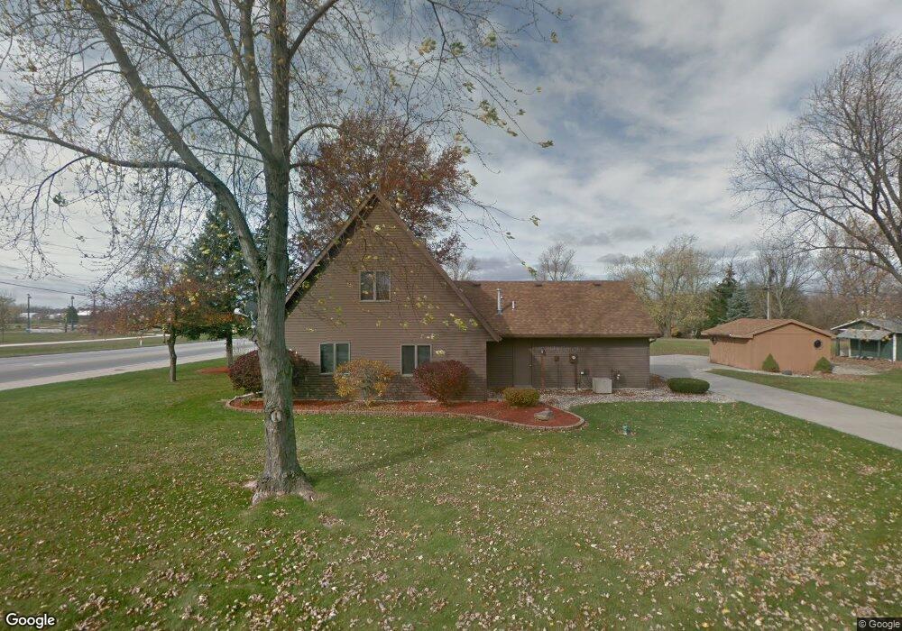 11021 Shoreline Dr, Leo, IN 46765 - photo 1