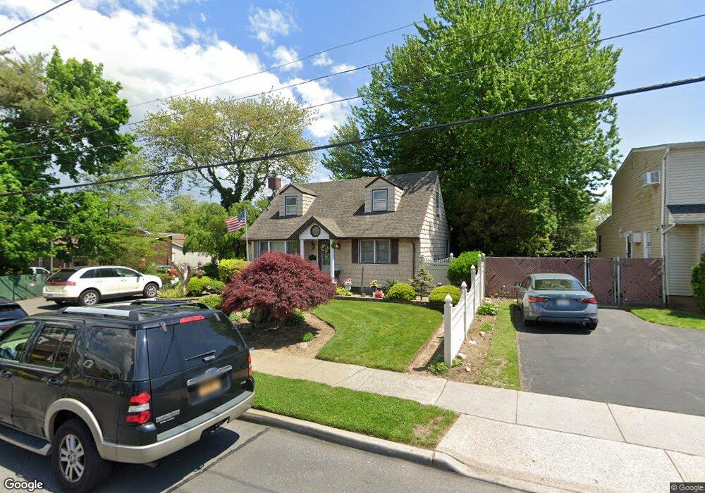 519 Fowler Ave, Franklin Square, NY 11010 - photo 1