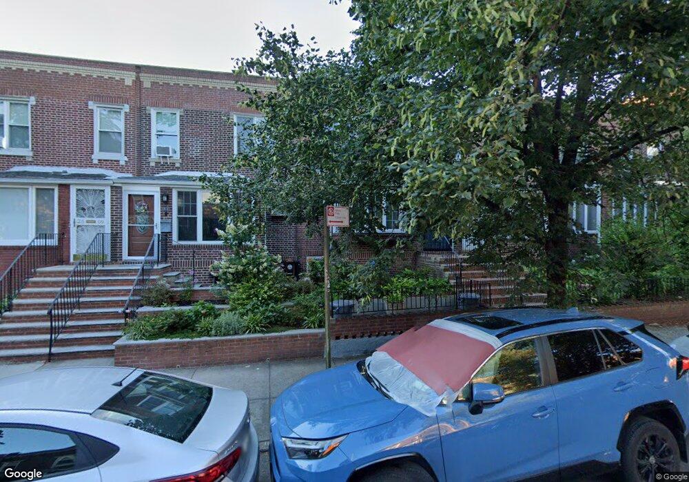 2513 37th St, Astoria, NY 11103 - photo 1