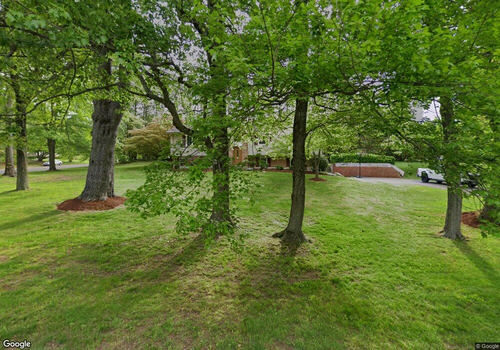 32 Haylot Rd, Trumbull, CT 06611 - photo 1